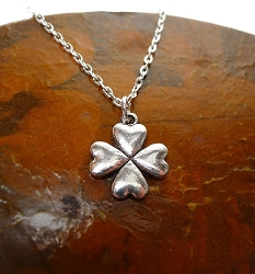 Sharmrock Necklace - 4-leaf Clover