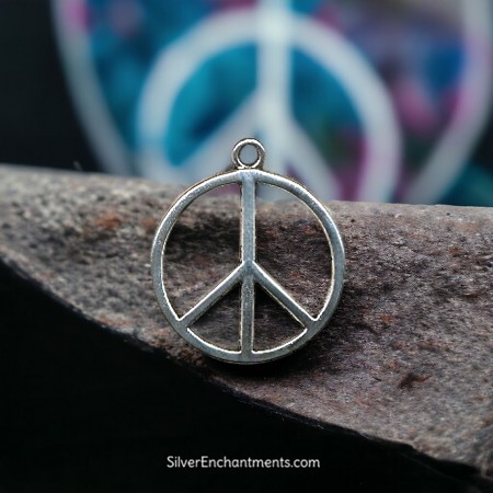 Silver Domed Peace Symbol Necklace 