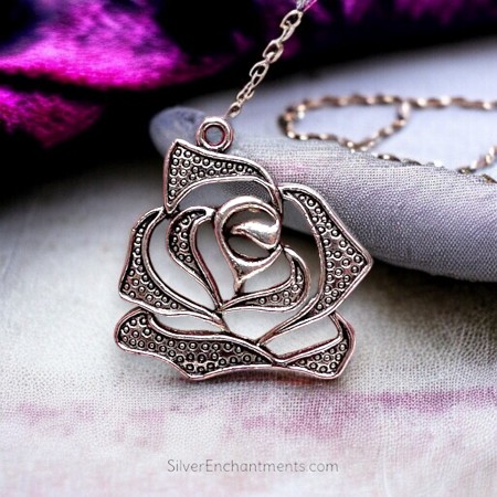 Silver Ornate Rose Necklace 