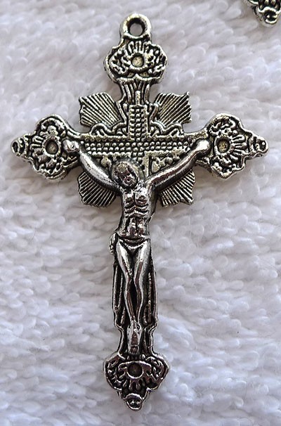 Ornate Crucifix Pendant 