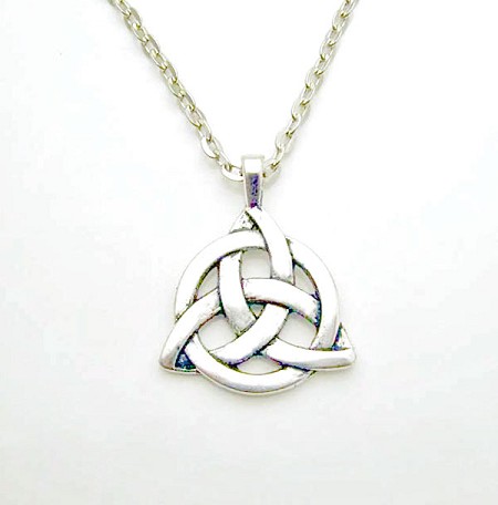 Celtic Triquetra Necklace 