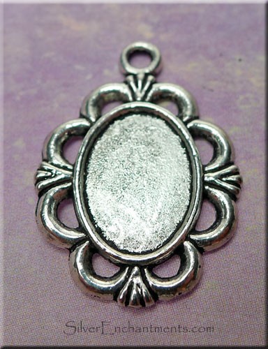 Pewter Oval Bezel Pendants with Ruffled Edge 10 pieces 
