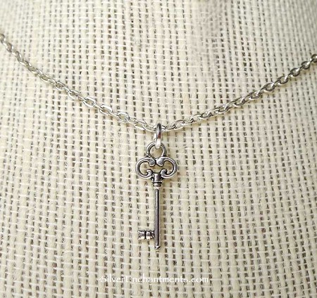 Hekate Necklace 