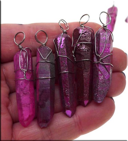 Fuchsia Aura Crystal Pendant 